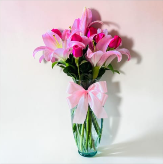 Emanación Stargazer – Elegancia Monocromática