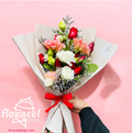 Ramo de lisitantus y rosas