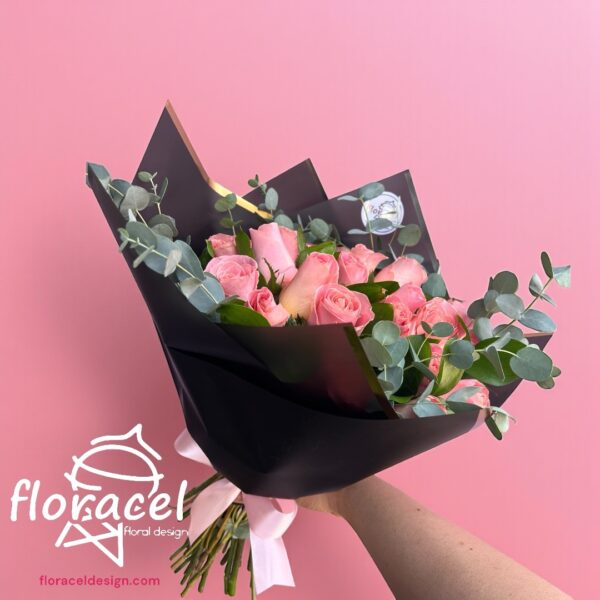 Ramo de 24 rosas rosas