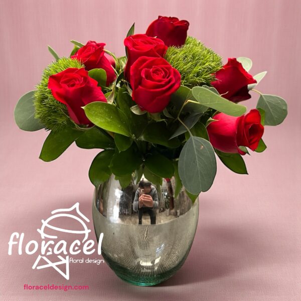 Huevito de cristal con rosas